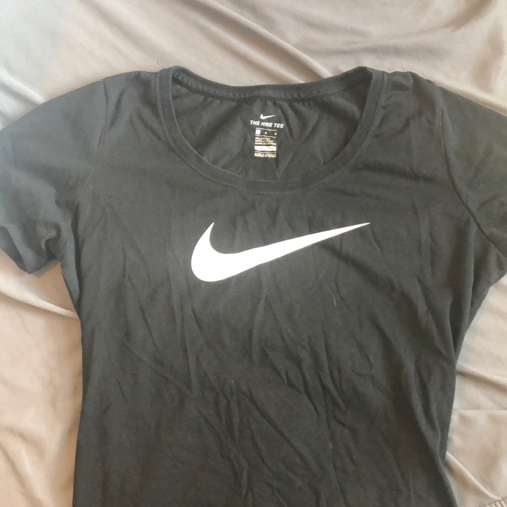 Nike T-shirt